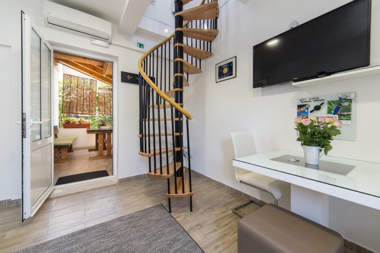 Studio Apartment Finta Rogotin 外观 照片
