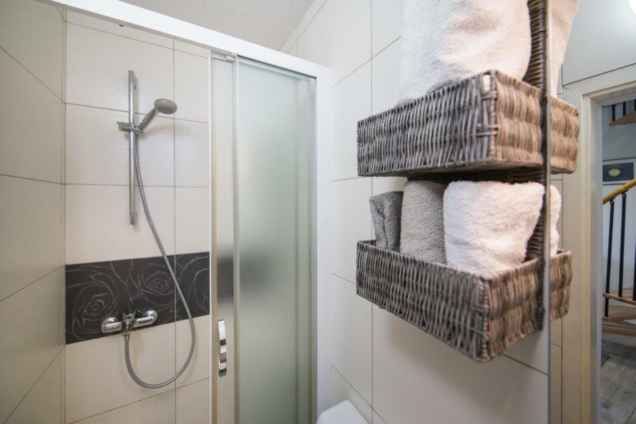 Studio Apartment Finta Rogotin 外观 照片